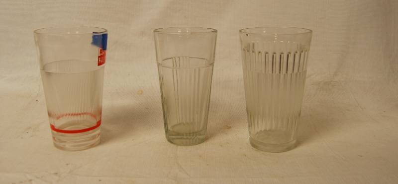 lot 4044 image: Lot of 3 Heavy Glasses