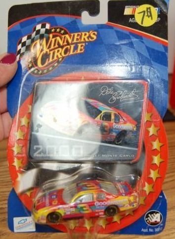 lot 4061 image: Winners Circle DALE ERNHARDT Race Car 2000