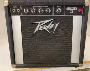 lot 1856 image: PEAVEY Amplifier Model-BACKSTAGE 30 - WOW