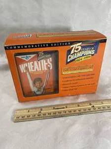 lot 2788 image: 75th Anniversary - Wheaties Collectible - Featuring MARY LOU RETTON - 24K Gold Signature