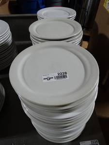 lot 2228 image: 72 Nice heavy round dinner plates- china plates