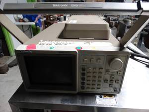 lot 2271 image: Tektronics 1240 logic analyzer