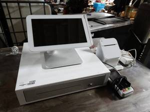 lot 2290 image: Clover complete POS system w cash drawer printer monitorcc machine