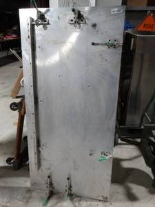 lot 2308 image: Large aluminum jig w clamps