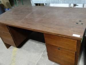 lot 2322 image: Shop desk wood office desk w drawers