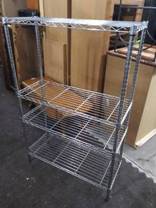 lot 5174 image: 4 Tier Metro Rack