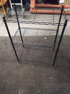 lot 5178 image: Small 3 Tier Metro Rack