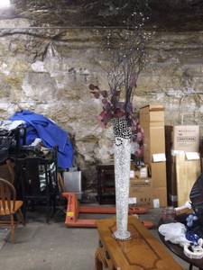 lot 5187 image: 36 Tall Decorative Vase