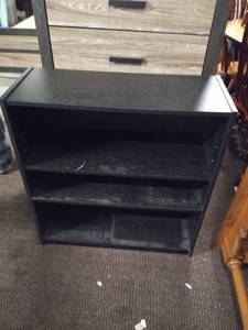 lot 5195 image: Small Composite Bookshelf