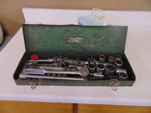 lot 3249 image: 12 Drive S&K Socket Set - incomplete - Various Brands Sockets