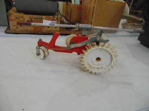 lot 3268 image: Thompson Rain Train - Good Condition