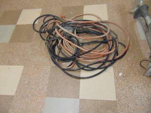 lot 3341 image: 2 Heavy Duty Electrical Cords  20 foot Each Appros.