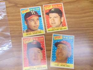 lot 3346 image: Sport Magazine 1958 All Star Cards - 4