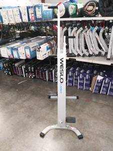 lot 2070 image: Weslo Climber