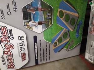 lot 2125 image: Three Hole Bean bag Toss