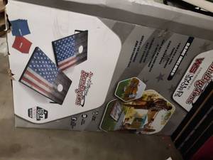 lot 2132 image: Stars and stripes Bean bag Toss
