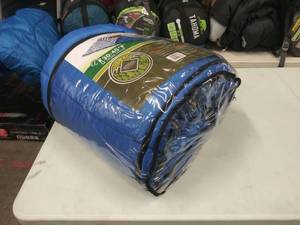 lot 2233 image: Wenzel Sleeping Bag
