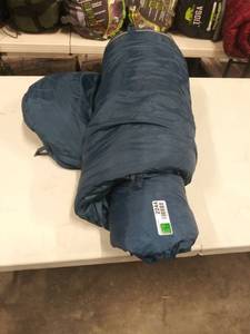 lot 2244 image: Sleeping Bag