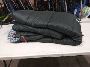 lot 2255 image: Coleman Sleeping Bag