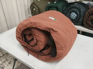 lot 2262 image: Coleman Sleeping Bag
