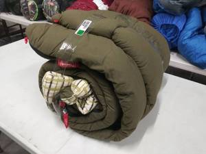 lot 2281 image: Coleman Sleeping Bag