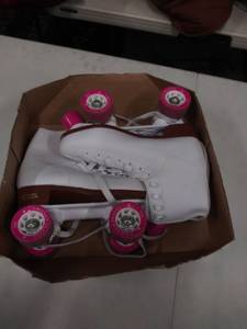 lot 2286 image: Roller Blades