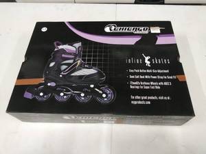 lot 2298 image: Chicago Skates Roller Blades