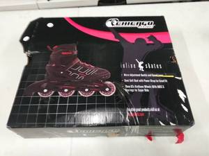 lot 2299 image: Chicago Skates Roller Blades