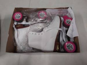lot 2300 image: Chicago Skates Roller Blades
