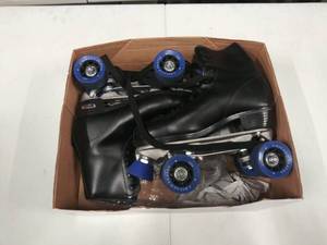 lot 2301 image: Chicago Skates Roller Blades