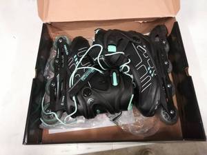 lot 2303 image: Chicago Skates Roller Blades
