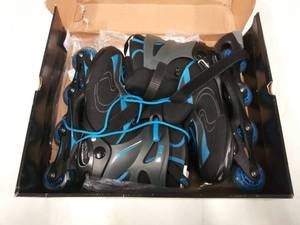lot 2305 image: Chicago Skates Roller Blades