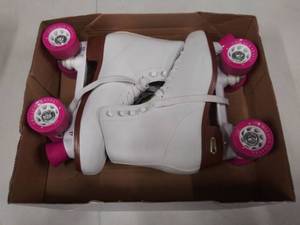 lot 2308 image: Chicago Skates Roller Blades