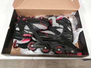 lot 2309 image: Chicago Skates Roller Blades