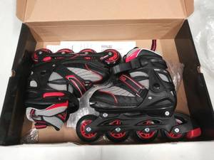 lot 2327 image: Chicago Skates Roller Blades