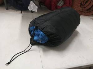 lot 2364 image: Golden Bear Taos Sleeping Bag