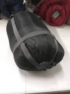 lot 2367 image: Golden Bear Sleeping Bag