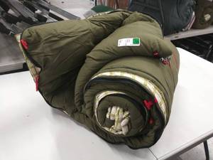 lot 2404 image: Coleman Sleeping Bag