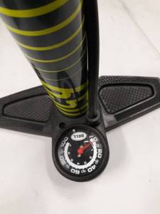 lot 2448 image: bell air pump