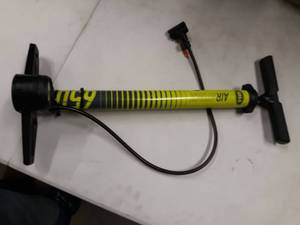 lot 2450 image: bell air pump