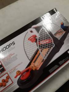 lot 2605 image: movin hoops