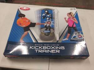 lot 2626 image: Majik Martial Arts Kickboxing Trainer