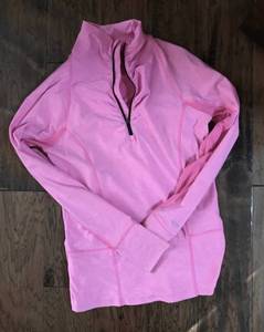 lot 2334 image: Champion Semi Fitted Athletic Top with zipper front