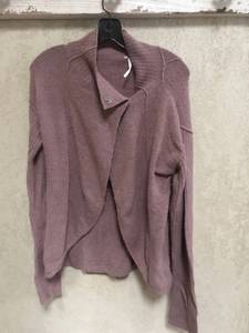 lot 2397 image: Very Soft Mauve colored SweaterCardigan