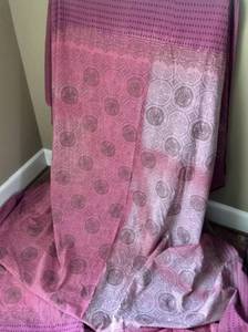 lot 2427 image: Large RedPink print table cloththrow