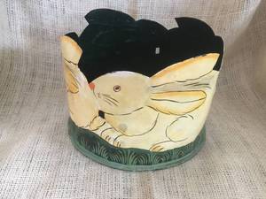 lot 2434 image: Tin PlanterBowl