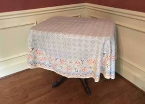 lot 2464 image: Patterned Floral Round Table Cloth--68