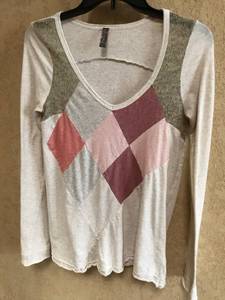 lot 2492 image: Free People Long Sleeve Top