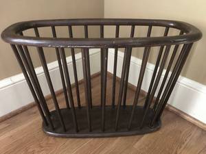 lot 2559 image: Wood Magazine Rack