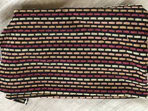lot 2569 image: Piece of Fabric (4.5ft x 4.1ft)